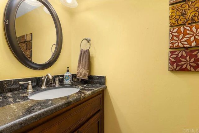 4009 Layang Layang Circle J, Carlsbad, CA 92008