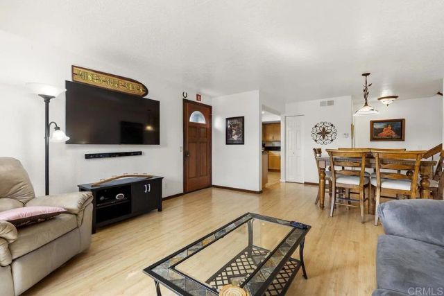 4009 Layang Layang Circle J, Carlsbad, CA 92008