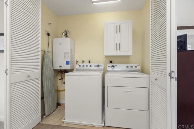 4009 Layang Layang Circle J, Carlsbad, CA 92008