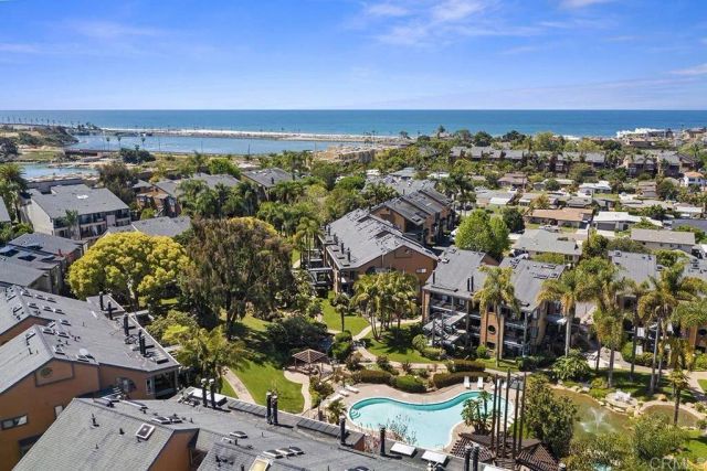 4009 Layang Layang Circle J, Carlsbad, CA 92008