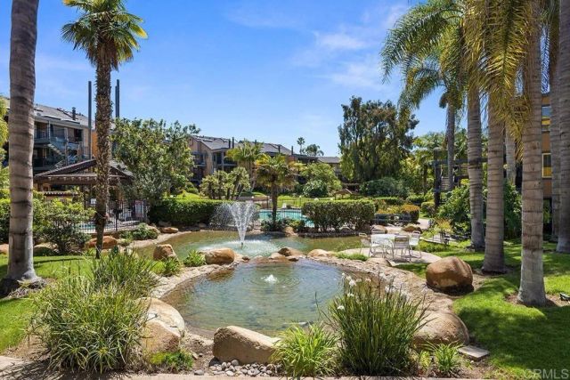 4009 Layang Layang Circle J, Carlsbad, CA 92008