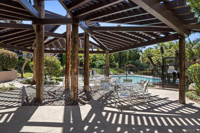 4009 Layang Layang Circle J, Carlsbad, CA 92008