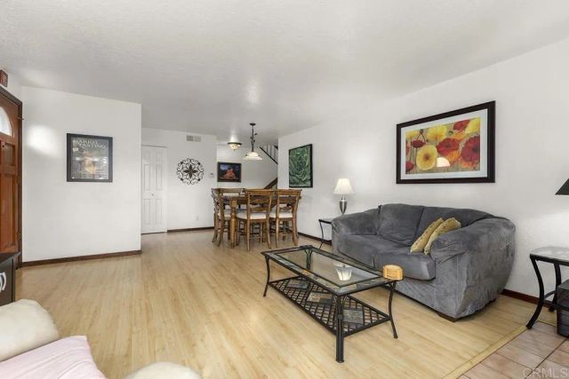 4009 Layang Layang Circle J, Carlsbad, CA 92008