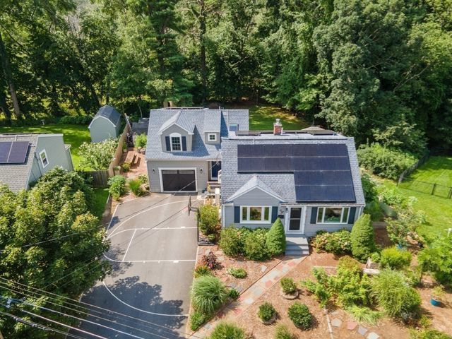 5 Pryor Rd, Natick, MA 01760