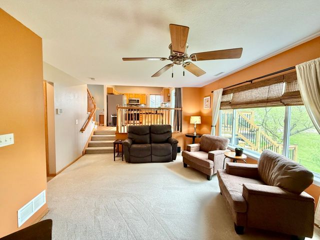 1431 Woolridge Drive, Coralville, IA 52241