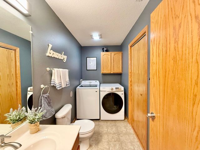 1431 Woolridge Drive, Coralville, IA 52241