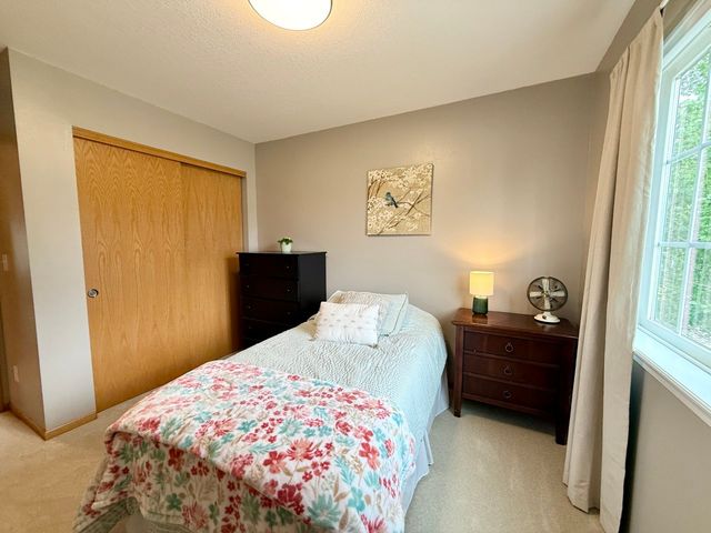 1431 Woolridge Drive, Coralville, IA 52241