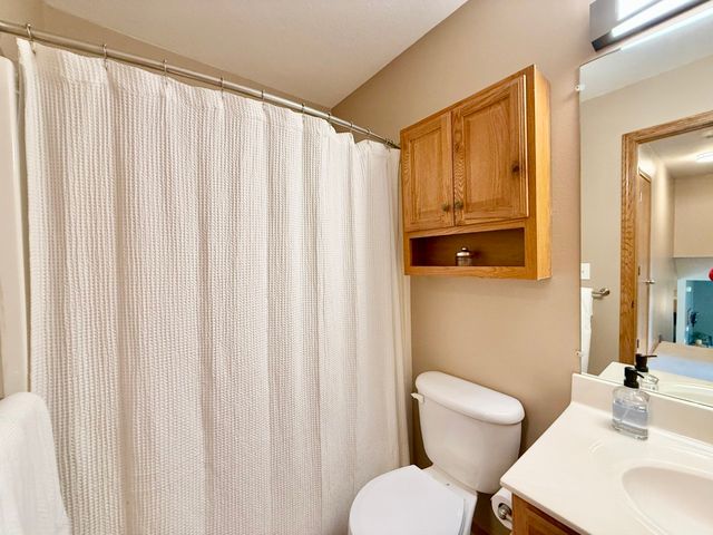 1431 Woolridge Drive, Coralville, IA 52241