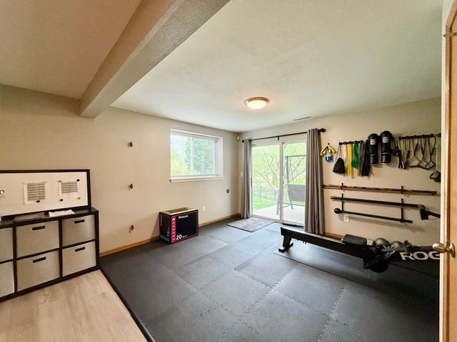 1431 Woolridge Drive, Coralville, IA 52241