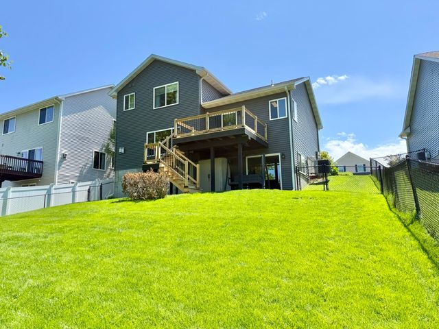 1431 Woolridge Drive, Coralville, IA 52241