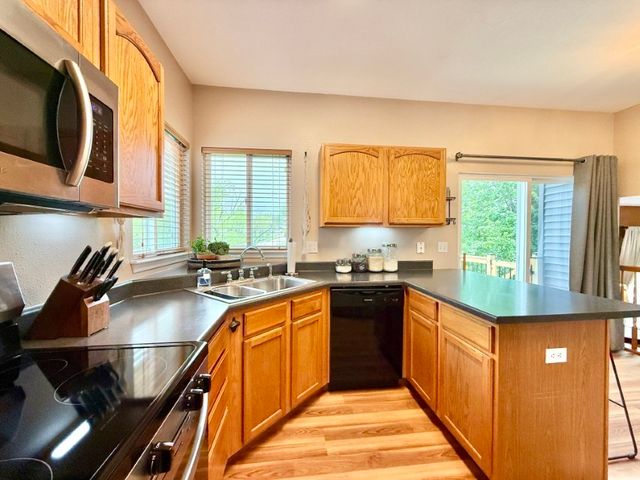1431 Woolridge Drive, Coralville, IA 52241