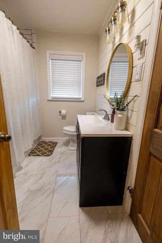 725 S MYRTLE ST, Vineland, NJ 08360