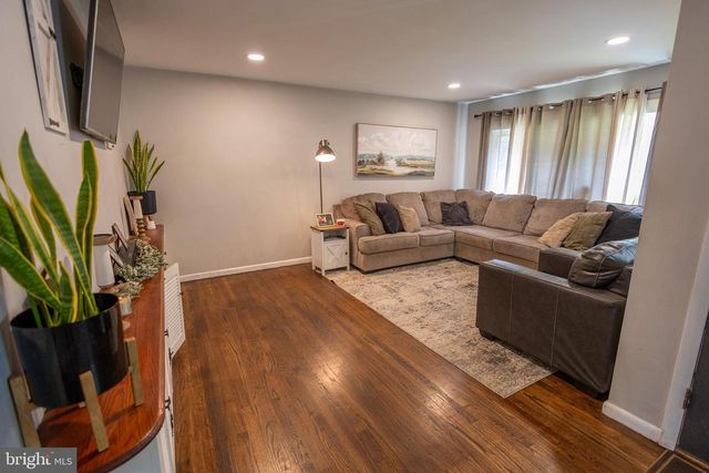 725 S MYRTLE ST, Vineland, NJ 08360