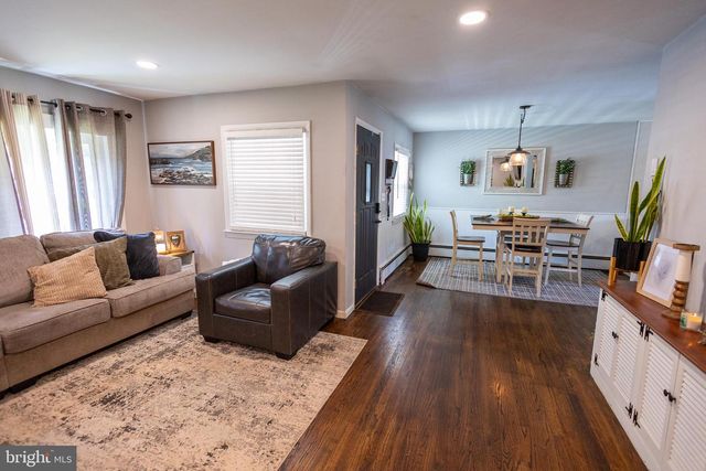 725 S MYRTLE ST, Vineland, NJ 08360
