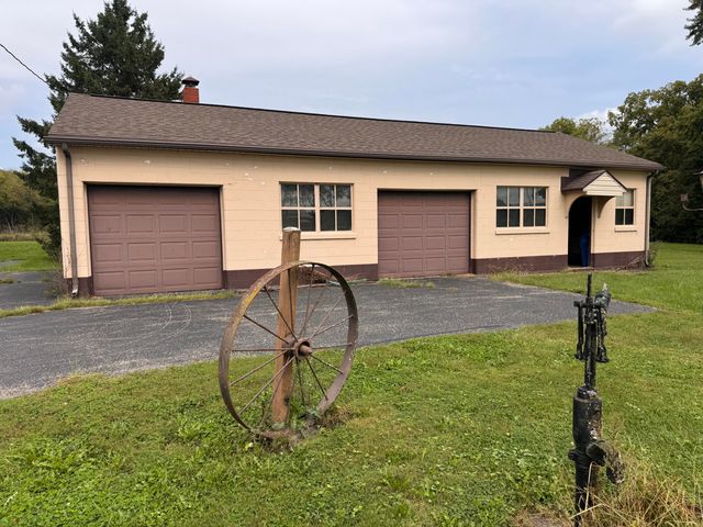 6540 Lower Valley Pike 6540 Lower Valley Pike, New Carlisle, OH 45344