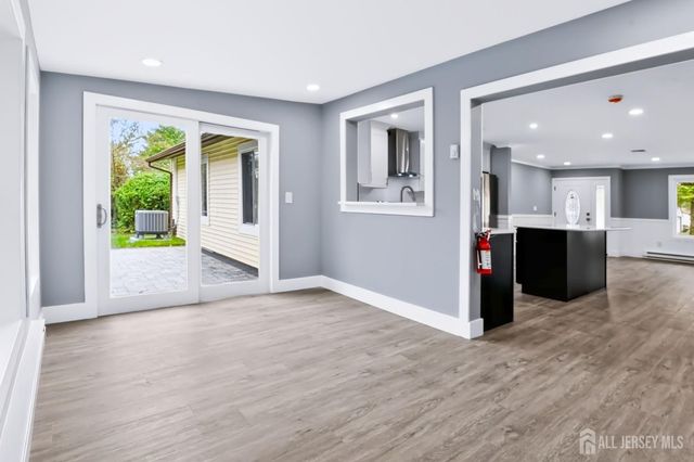 148 Maclura Plaza, Monroe, NJ 08831