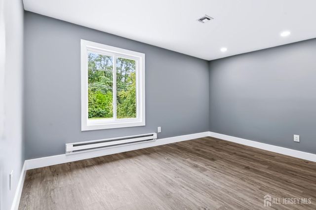 148 Maclura Plaza, Monroe, NJ 08831