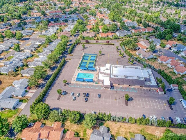 148 Maclura Plaza, Monroe, NJ 08831