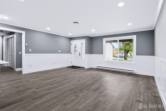 148 Maclura Plaza, Monroe, NJ 08831
