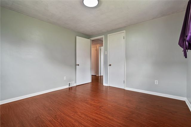 109 South Ave, Pleasant Hills, PA 15122