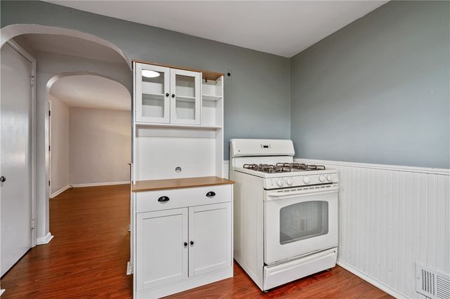 109 South Ave, Pleasant Hills, PA 15122