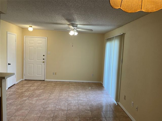 2750 Holly Hall Street 117, Houston, TX 77054