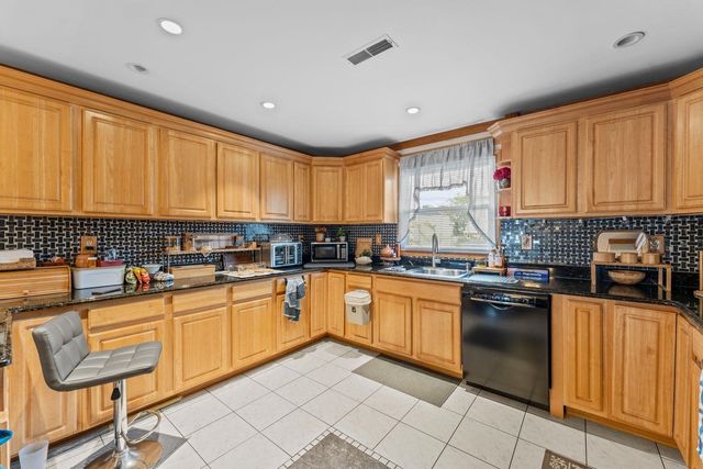 1506 88TH ST, North Bergen, NJ 07047