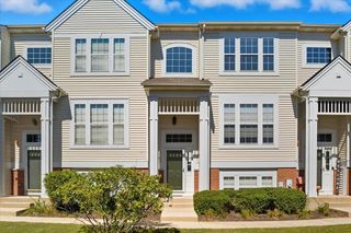 3077 Nicklaus Lane, Wadsworth, IL 60083