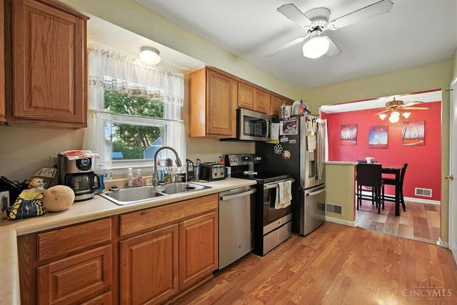 1047 Magie Avenue, Fairfield, OH 45014