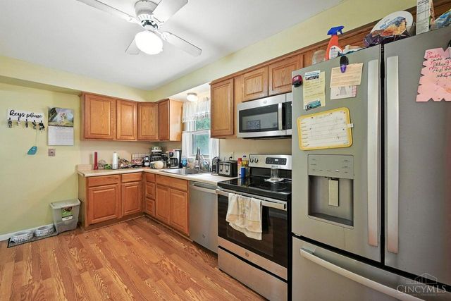 1047 Magie Avenue, Fairfield, OH 45014