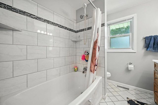 1047 Magie Avenue, Fairfield, OH 45014