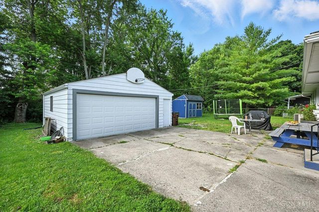 1047 Magie Avenue, Fairfield, OH 45014