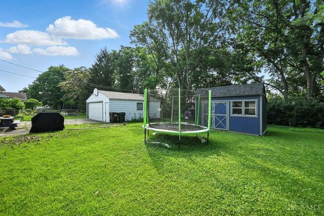 1047 Magie Avenue, Fairfield, OH 45014