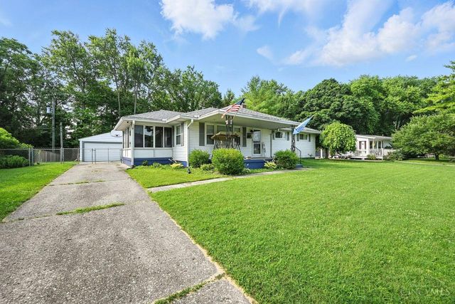 1047 Magie Avenue, Fairfield, OH 45014