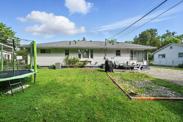 1047 Magie Avenue, Fairfield, OH 45014