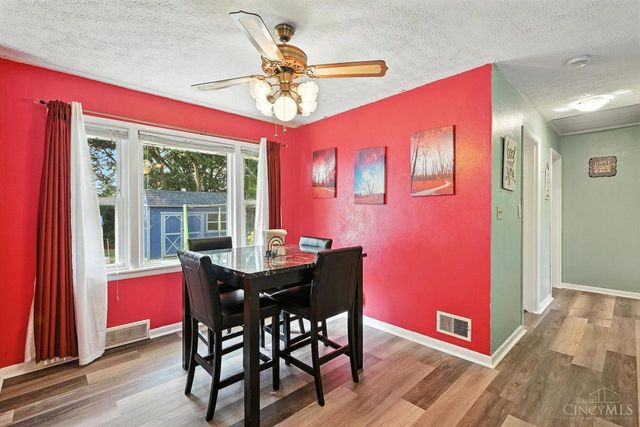 1047 Magie Avenue, Fairfield, OH 45014