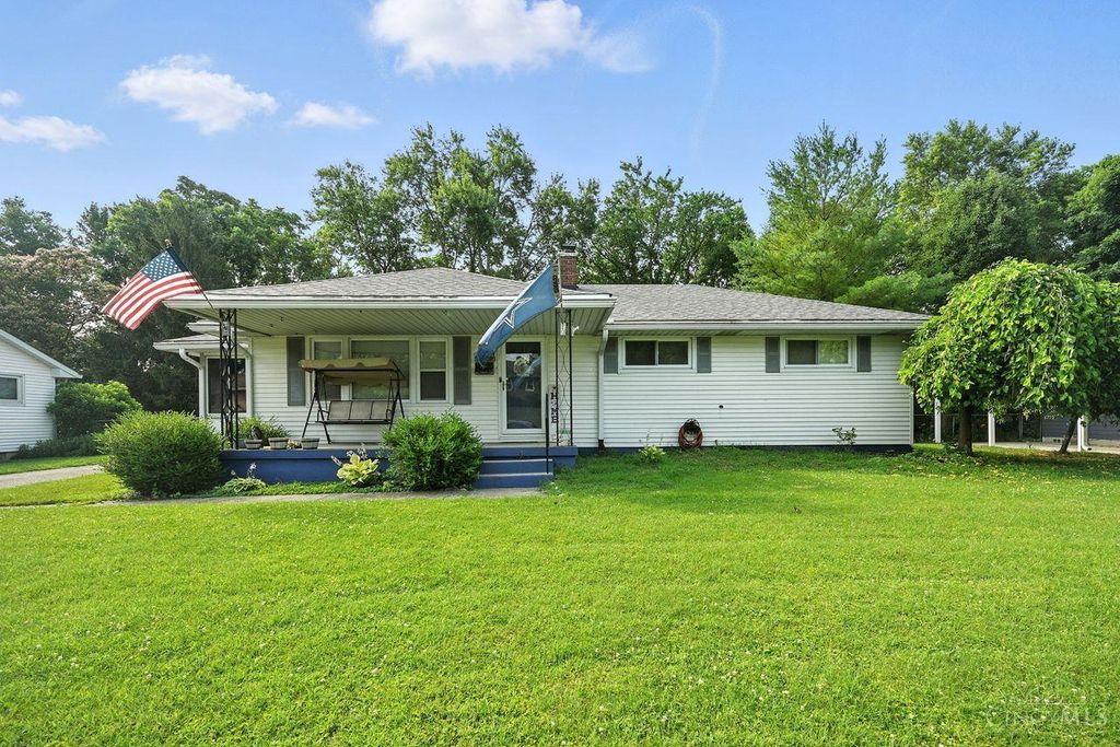 1047 Magie Avenue, Fairfield, OH 45014