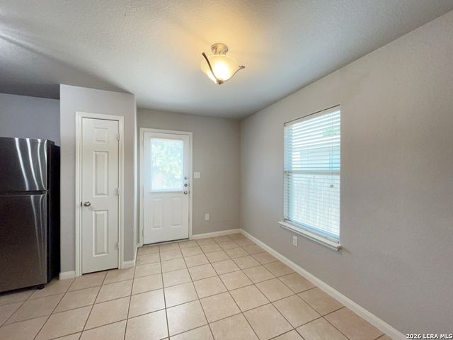 6121 Luckey Run, San Antonio, TX 78252