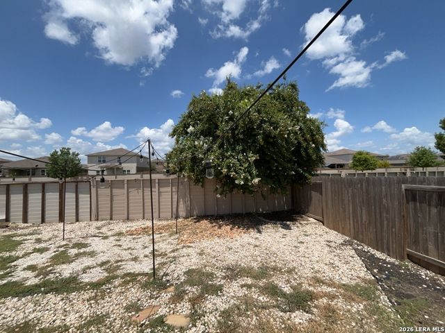 6121 Luckey Run, San Antonio, TX 78252
