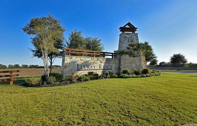 6121 Luckey Run, San Antonio, TX 78252