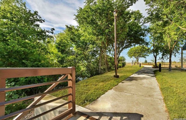6121 Luckey Run, San Antonio, TX 78252