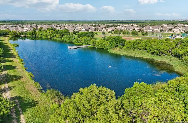 6121 Luckey Run, San Antonio, TX 78252