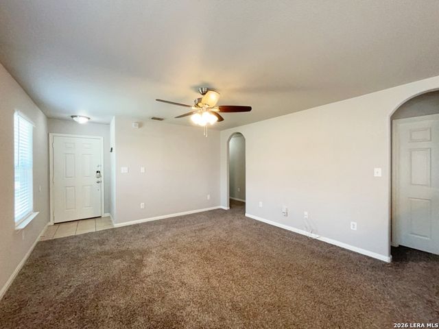 6121 Luckey Run, San Antonio, TX 78252