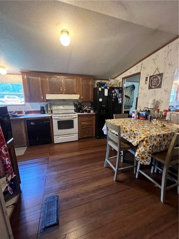 470 Village Lane, Springdale, AR 72764