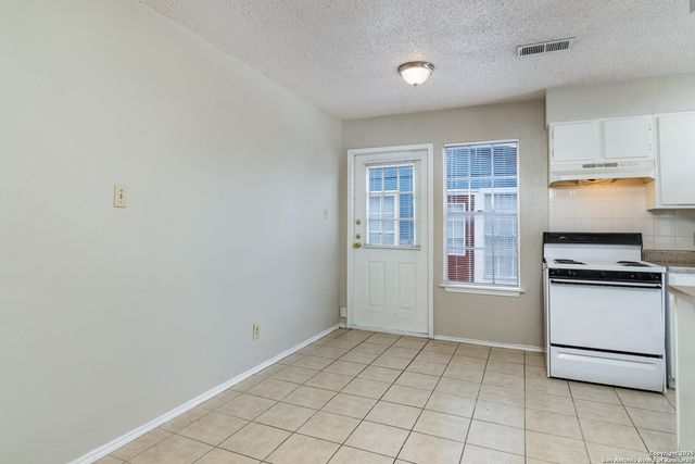 812 W OLMOS DR, San Antonio, TX 78212