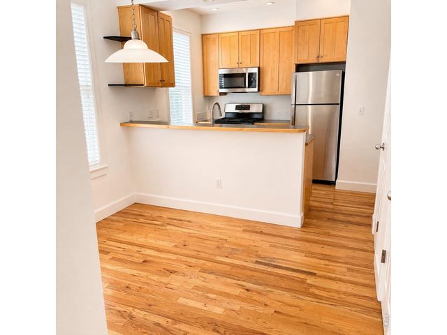 2621 Thornbird Pl, Boulder, CO 80304