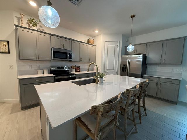 6116 STONECREST COURT, West Palm Beach, FL 33415