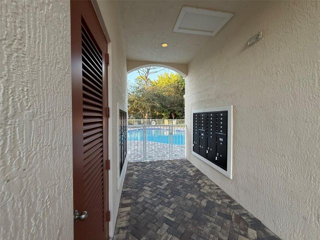 6116 STONECREST COURT, West Palm Beach, FL 33415