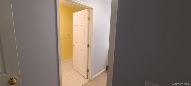 106 Crystal Hill Lane 106, Poughkeepsie, NY 12603