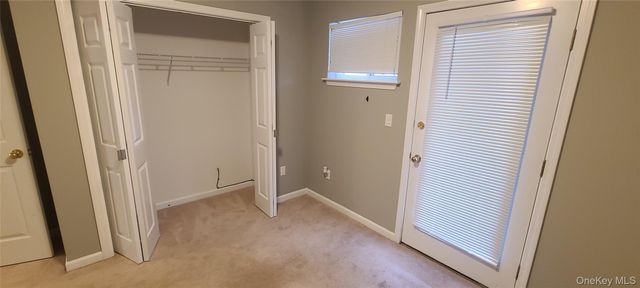 106 Crystal Hill Lane 106, Poughkeepsie, NY 12603